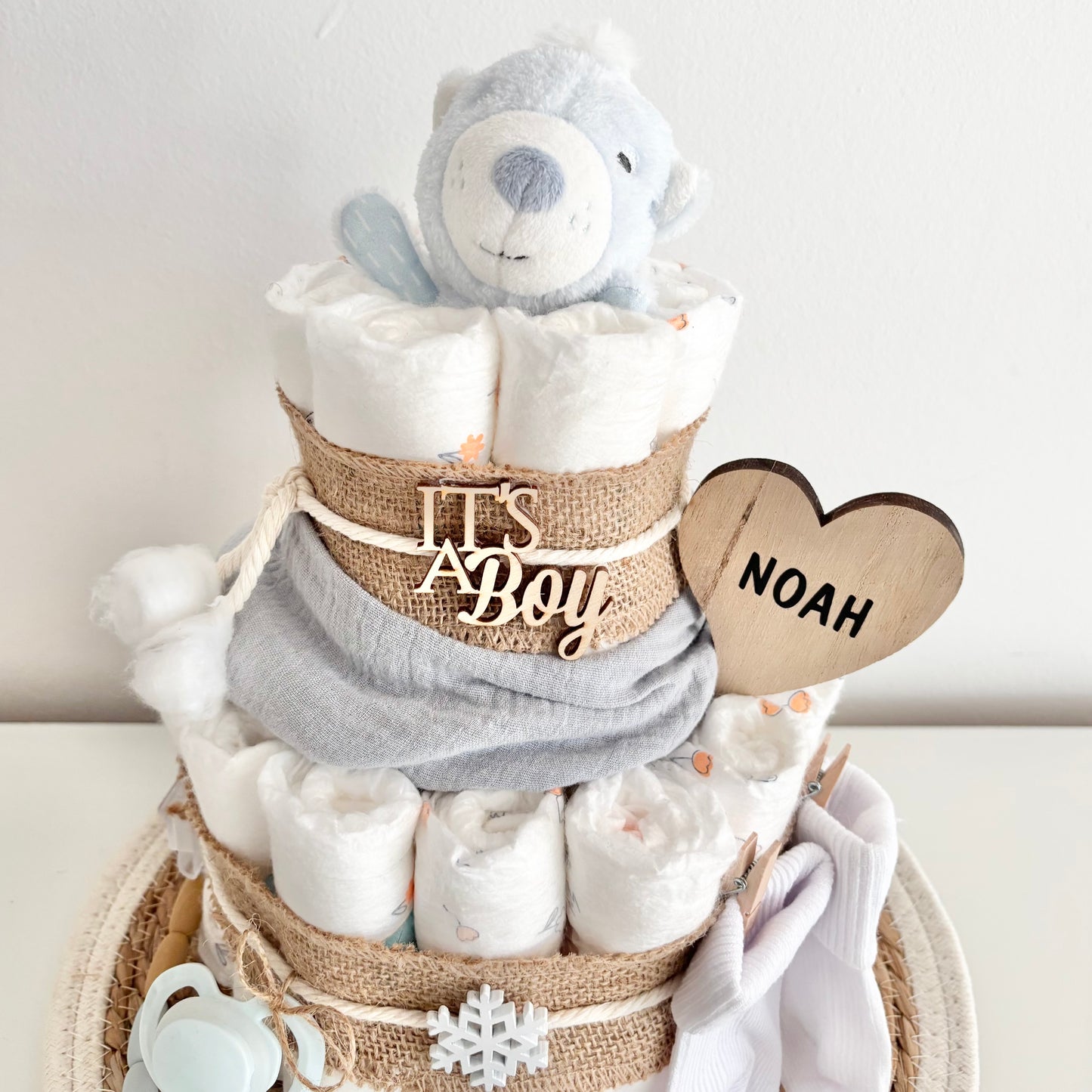 Windeltorte Eisbär, für Winterbaby Junge oder Mädchen, 25 Windeln, personalisierbar