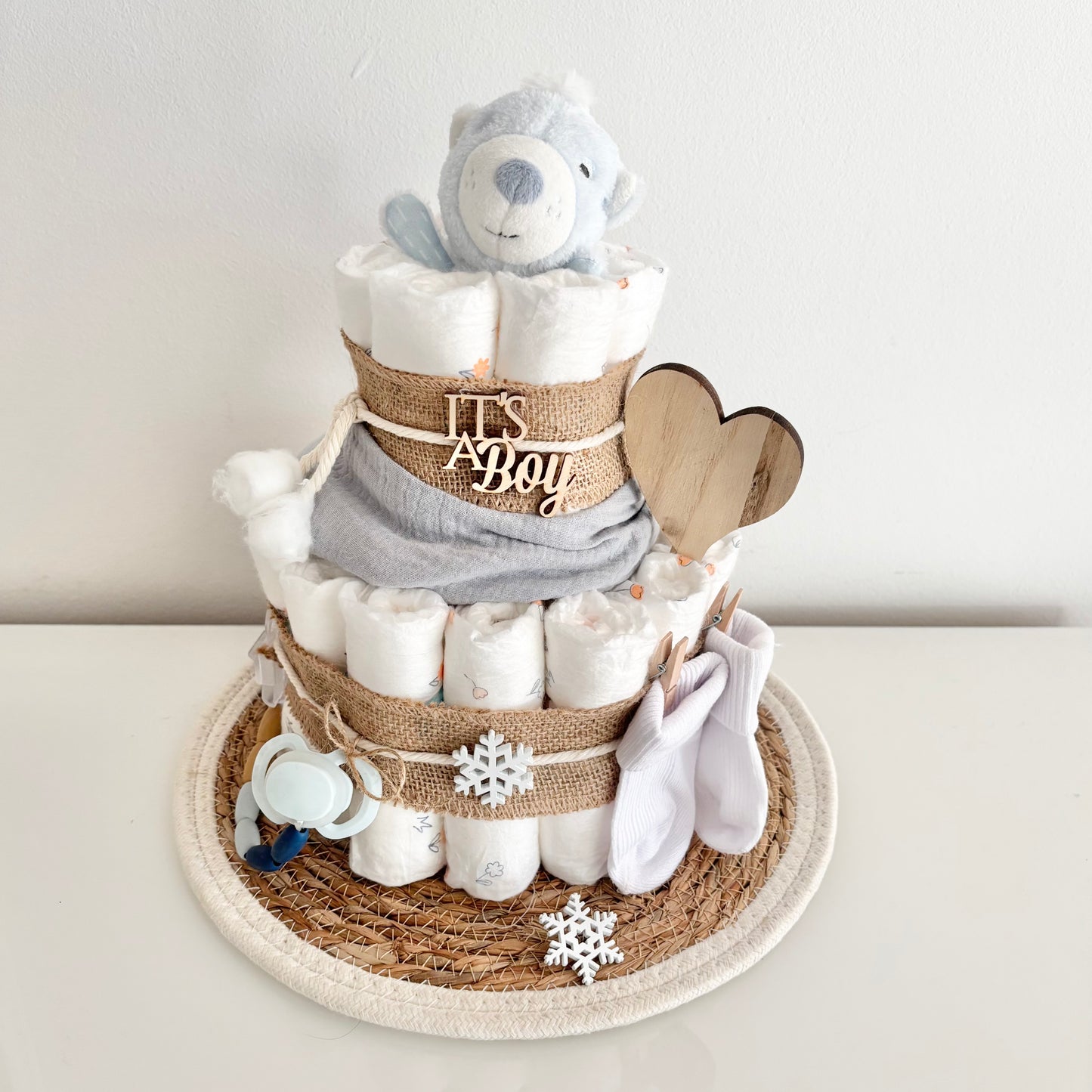 Windeltorte Eisbär, für Winterbaby Junge oder Mädchen, 25 Windeln, personalisierbar