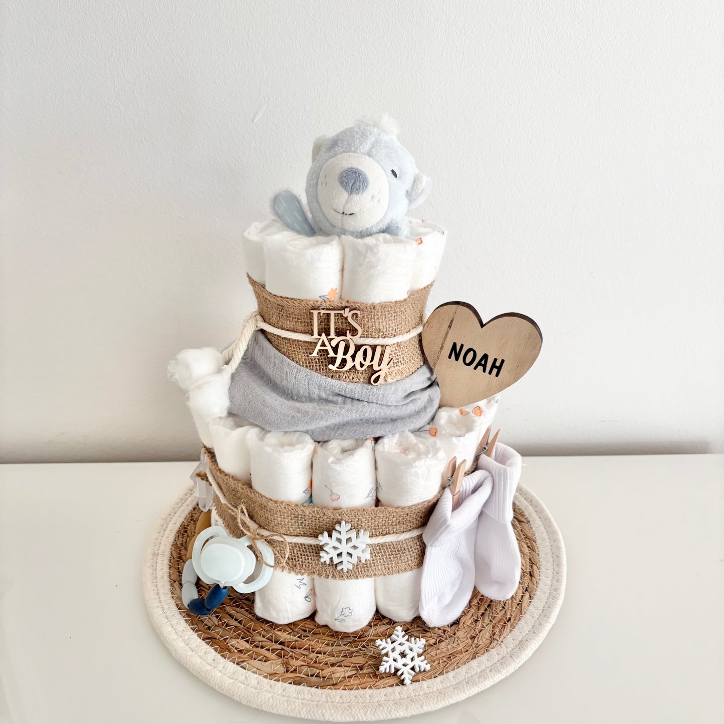 Windeltorte Eisbär, für Winterbaby Junge oder Mädchen, 25 Windeln, personalisierbar