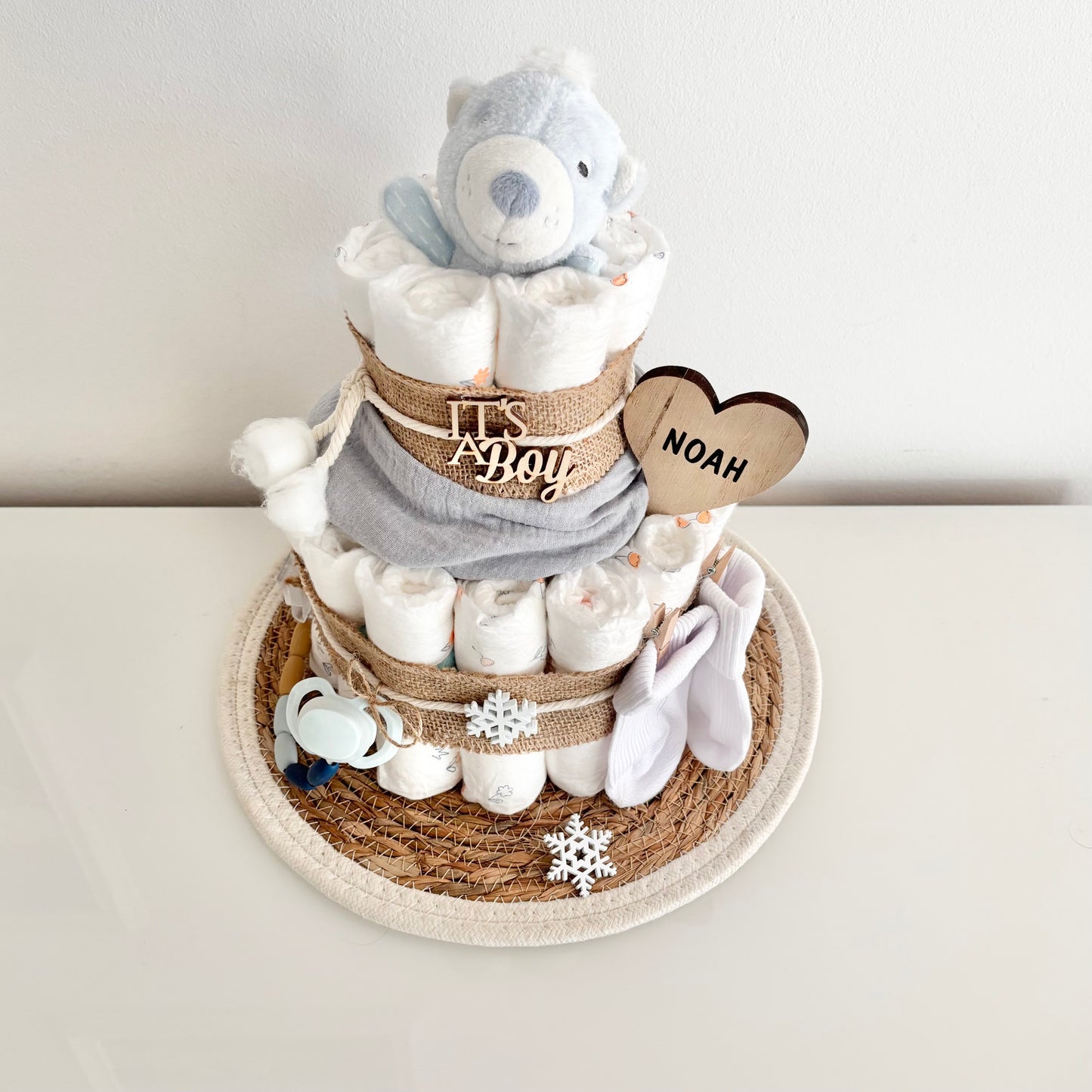 Windeltorte Eisbär, für Winterbaby Junge oder Mädchen, 25 Windeln, personalisierbar
