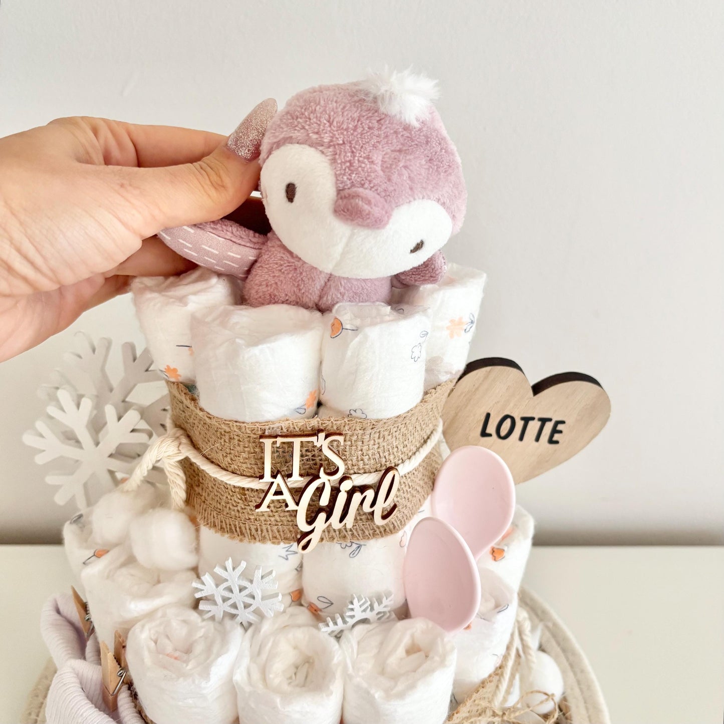 Windeltorte Pinguin, für Winterbaby Mädchen, 25 Windeln, personalisierbar